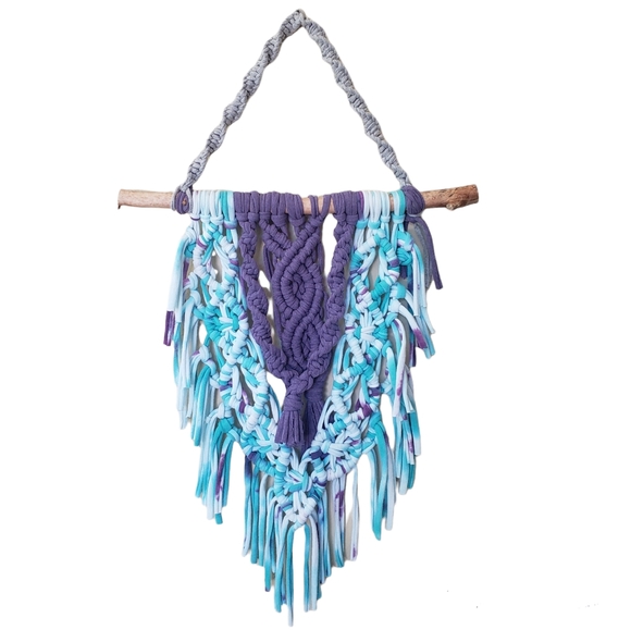 Macrame Wall hanging tie dye tshirt yarn - Picture 2 of 4